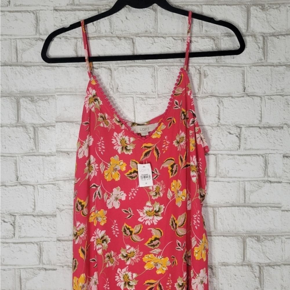NWT Loft Floral Tank - Picture 3 of 10